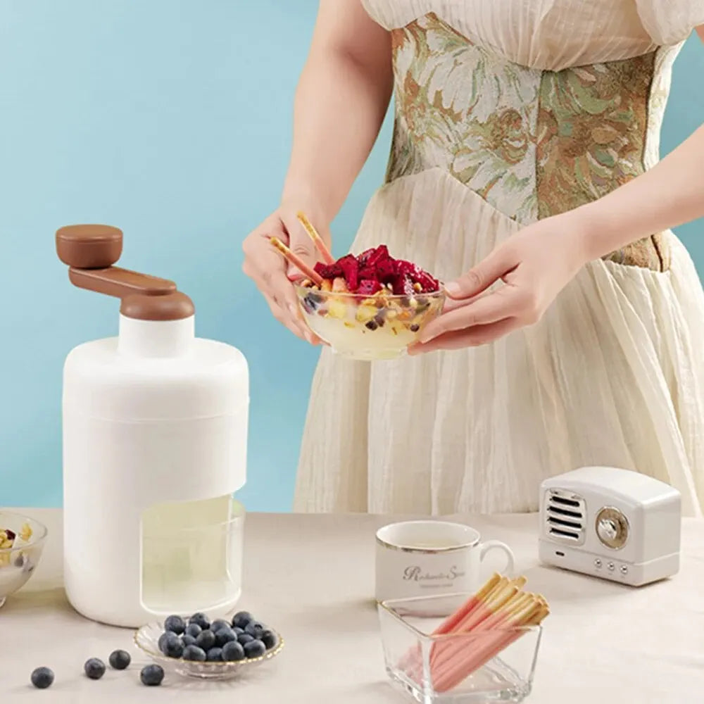Eis-Zauber für Zuhause – Handbetriebene Eis- und Smoothie-Maschine
